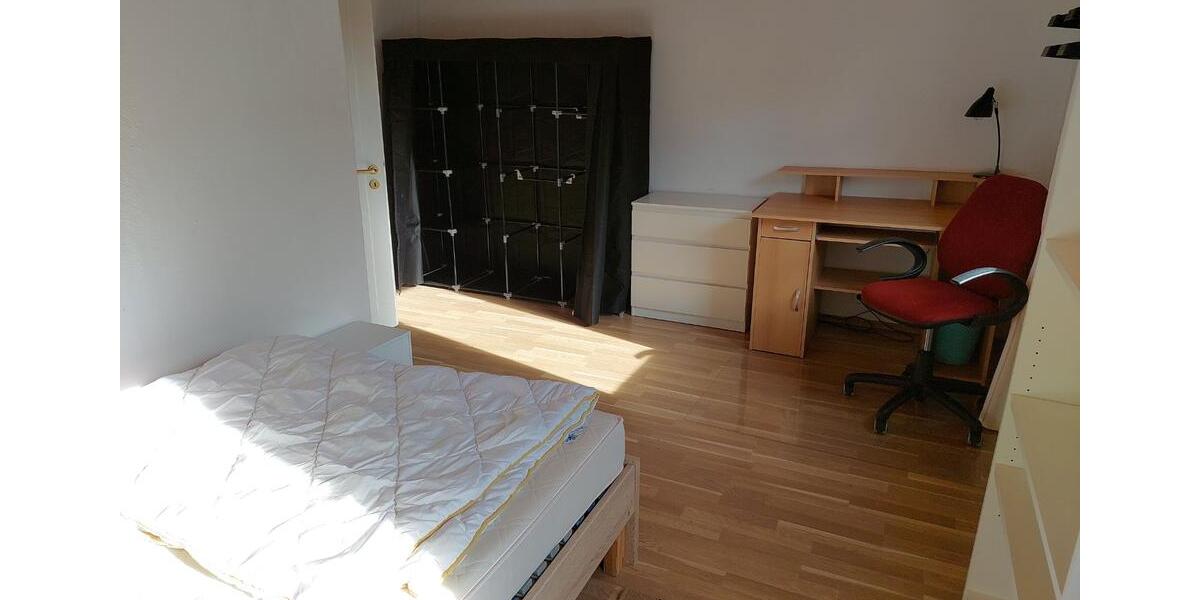 Etagenwohnung Villingen-Schwenningen Schwenningen - 3 Zimmer, 65 m&sup2;, 620&euro; | Angebot:25421033