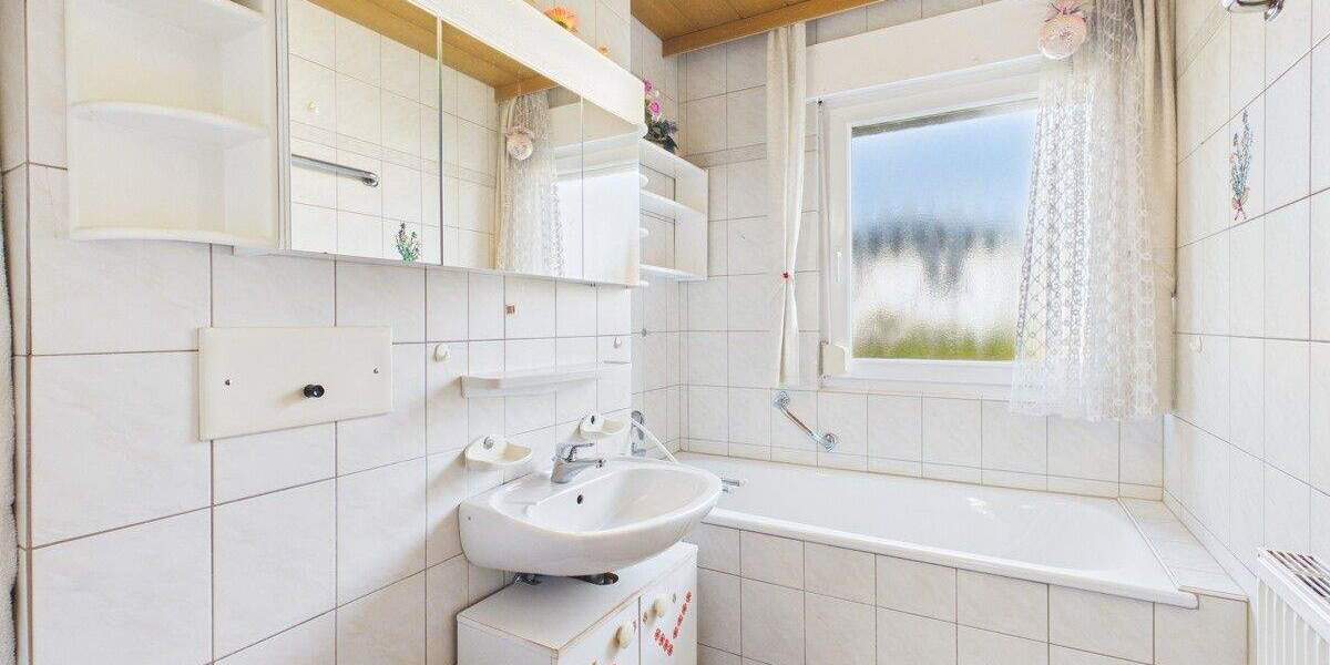 Einfamilienhaus Rottweil-Hausen Hausen - 5 Zimmer, 98 m&sup2;, 349.000&euro; | Angebot:25912181