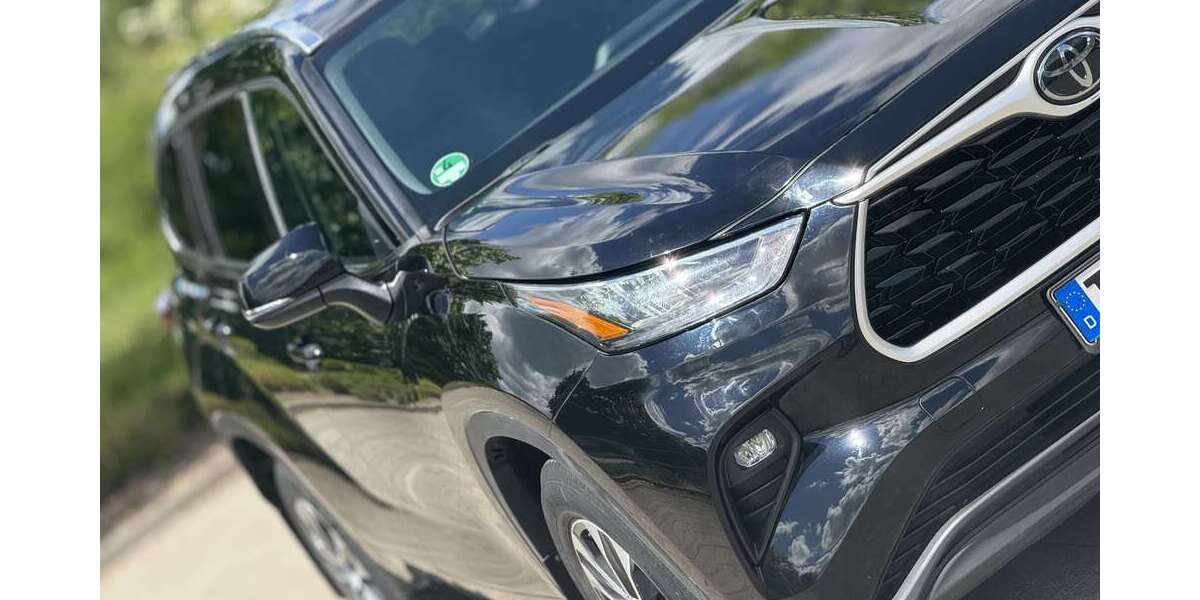 Toyota Highlander 81.250 km 34.800 &euro; Tuttlingen 78532