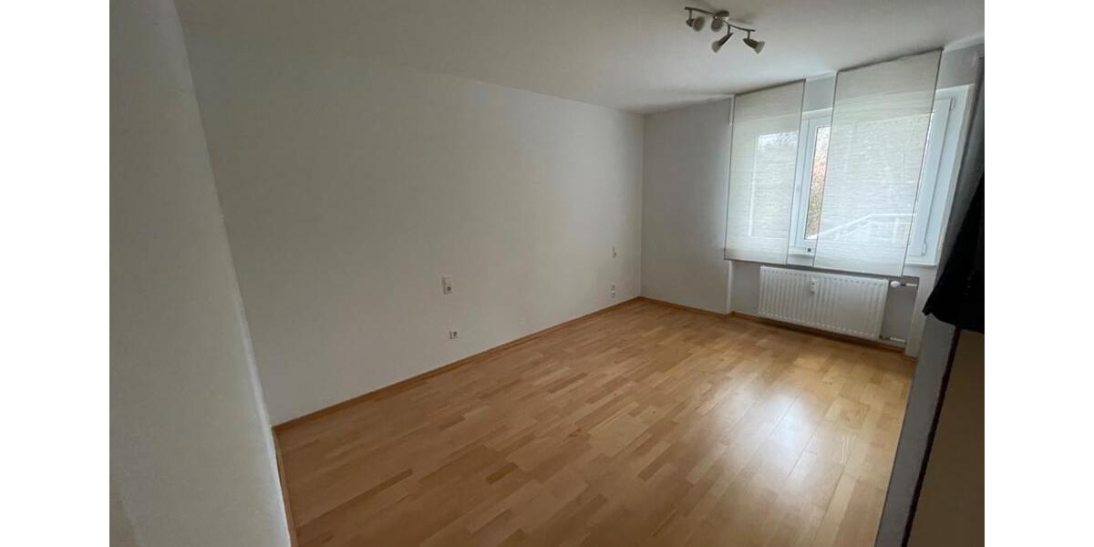 Reihenhaus Villingen-Schwenningen Schwenningen - 8 Zimmer, 209 m&sup2;, 599.000&euro; | Angebot:27242779