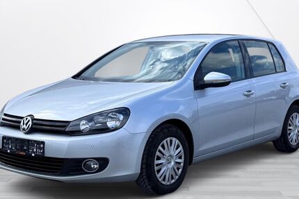 VW Golf 147.120 km 4.890 &euro; Bad Dürrheim 78073