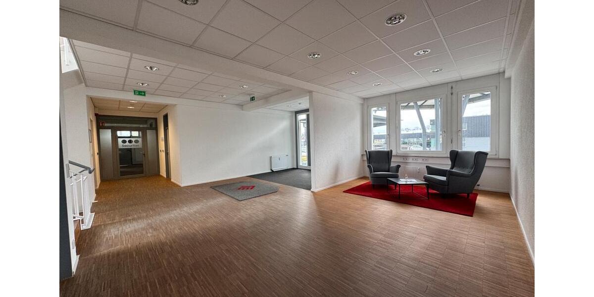 Gewerbeobjekt Villingen-Schwenningen Schwenningen - 3.488&euro; | Angebot:24457937