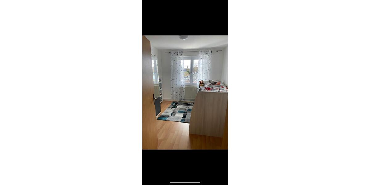 Mehrfamilienhaus, Wohnhaus Zimmern ob Rottweil - 12 Zimmer, 162 m&sup2;, 420.000&euro; | Angebot:26704683