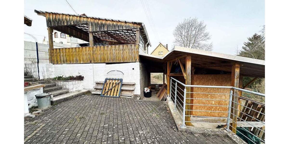 Einfamilienhaus Rottweil Göllsdorf - 6 Zimmer, 100 m&sup2;, 185.000&euro; | Angebot:25662398