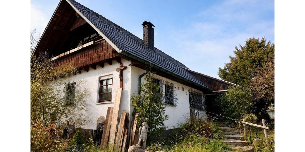 Einfamilienhaus Villingen-Schwenningen Schwenningen - 6 Zimmer, 150 m&sup2;, 330.000&euro; | Angebot:25999076