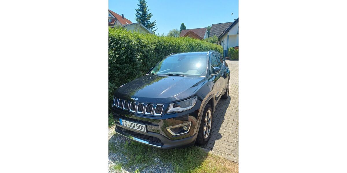 Jeep Compass 180.000 km 11.400 &euro; Bad Dürrheim 78073
