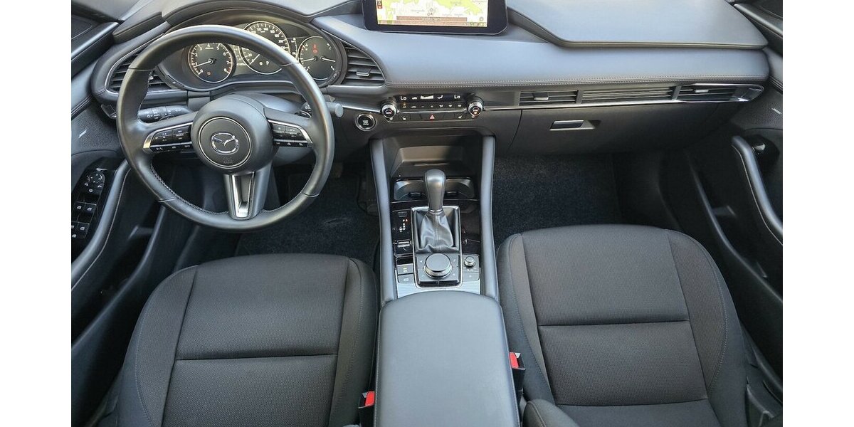 Mazda 3 EXCLUSIVE-LINE/HEAD-UP/BOSE/360°/NAVI/LED 41.985 km 23.900 &euro; Villingen-Schwenningen 78054