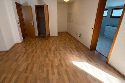 Wohnung Villingen-Schwenningen Schwenningen - 2.5 Zimmer, 60 m&sup2;, 800&euro; | Angebot:25964638