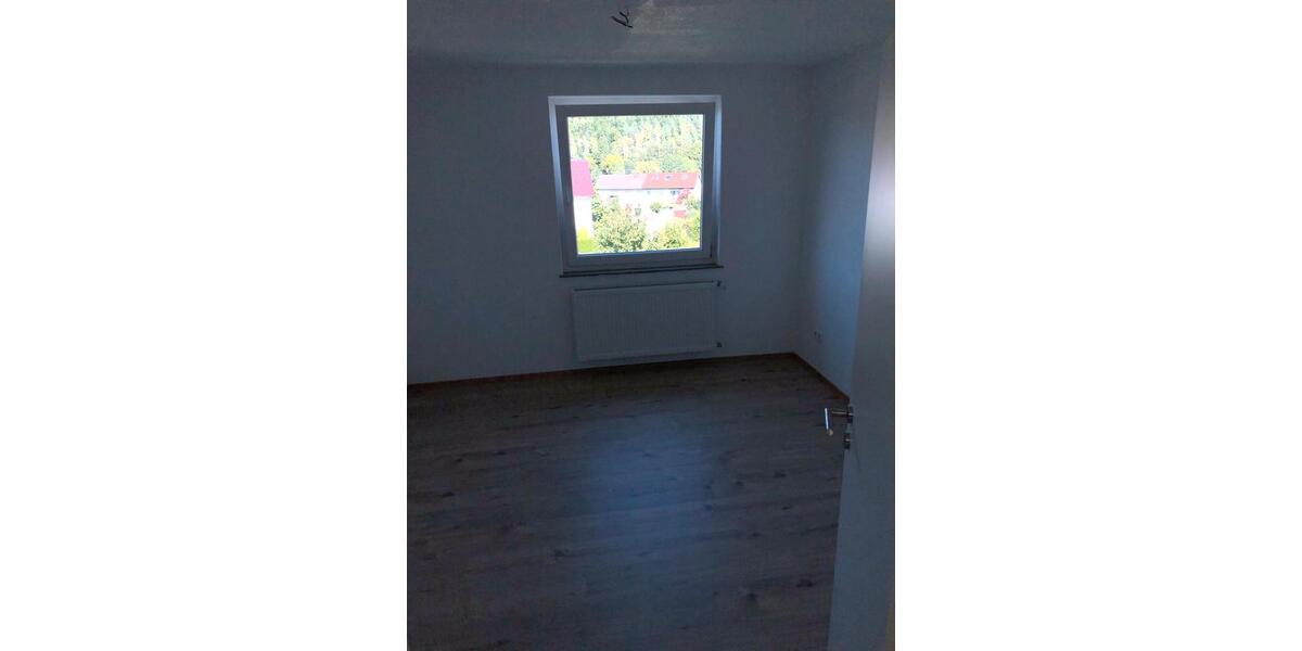 Maisonettenwohnung Tuttlingen - 4.5 Zimmer, 115 m&sup2;, 1.050&euro; | Angebot:24444670