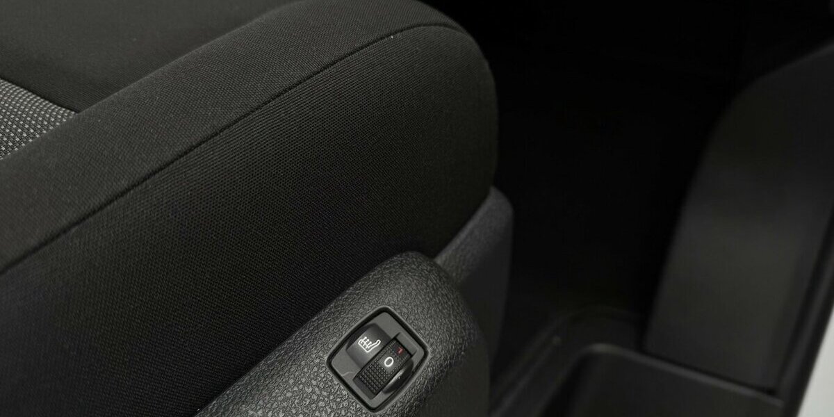 Peugeot Traveller BUSINESS L2 2.0 HDI/NAVI/8-SITZ/1.HAND 81.738 km 29.800 &euro; Villingen-Schwenningen 78054