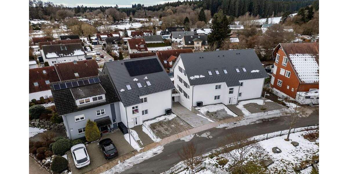 Etagenwohnung Villingen-Schwenningen Schwenningen - 4 Zimmer, 90 m&sup2;, 383.690&euro; | Angebot:25690650