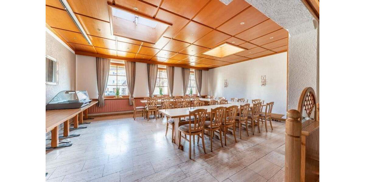 Mehrfamilienhaus, Wohnhaus Tuningen - 1 Zimmer, 535.000&euro; | Angebot:25698696