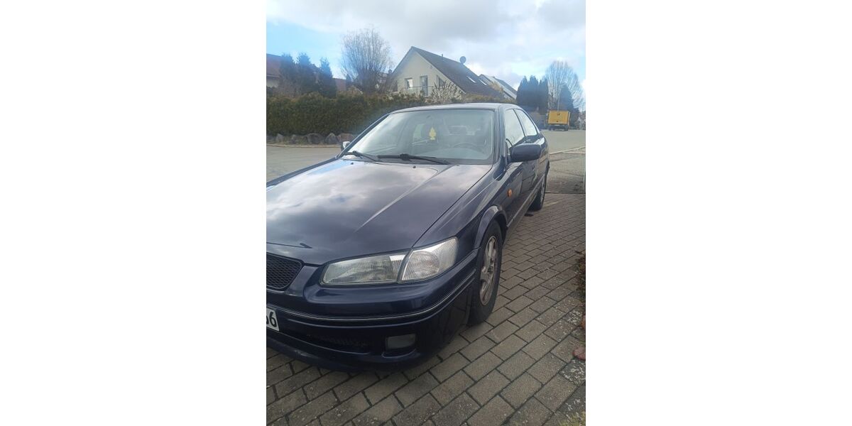 Toyota Camry 230.000 km 5.500 &euro; Wehingen 78564