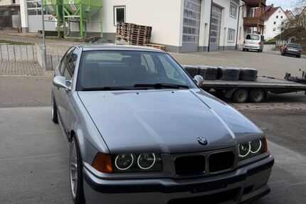 BMW 320 128.000 km 9.990 &euro; Blumberg 78176