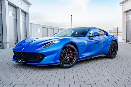 Ferrari 812 14.500 km 324.800 &euro; Oberndorf am Neckar 78727