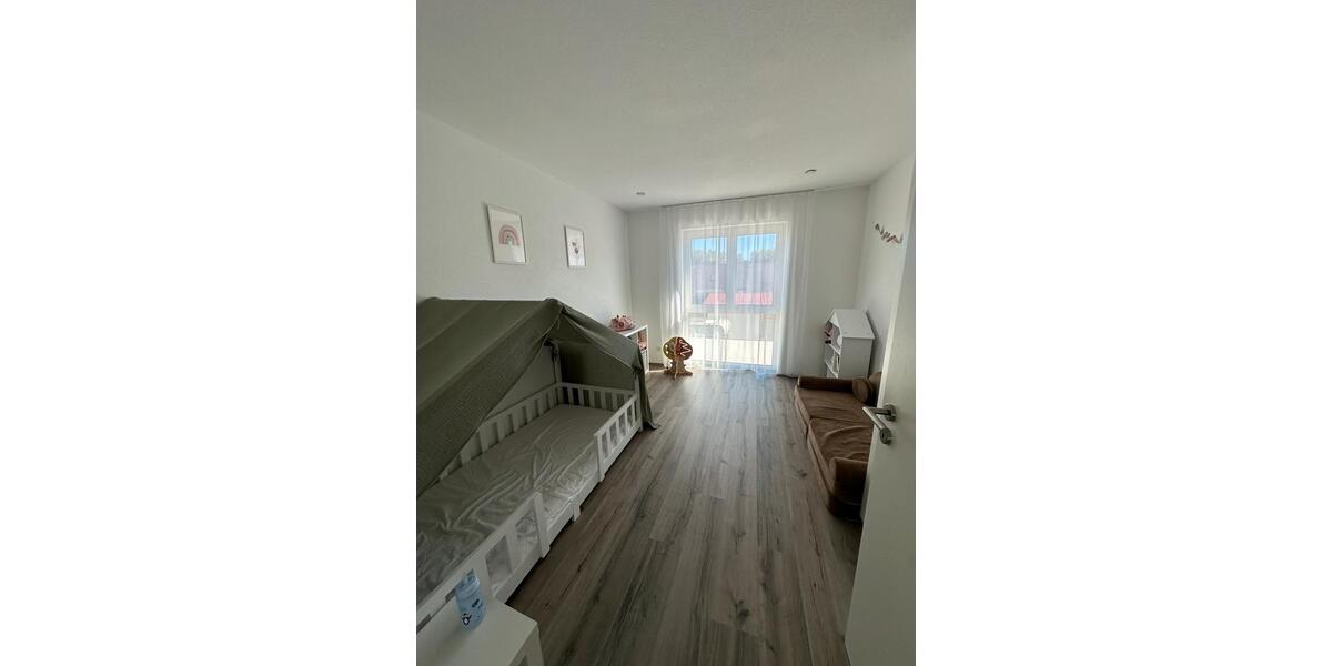 Einfamilienhaus Trossingen - 6 Zimmer, 180 m&sup2;, 775.000&euro; | Angebot:24241048