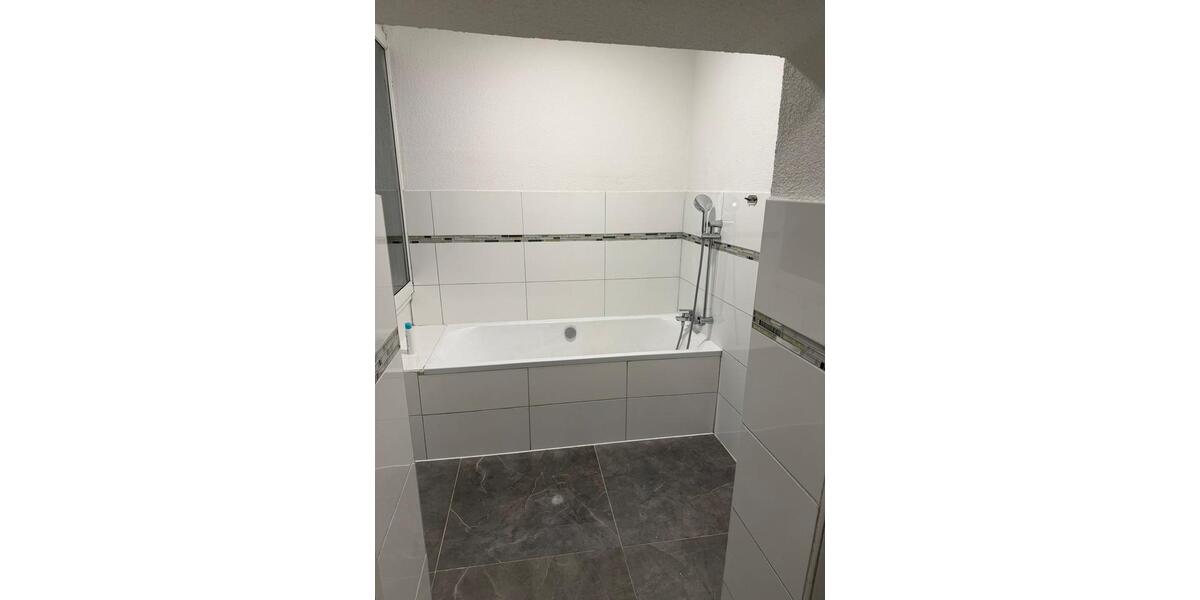 Erdgeschoßwohnung Tuttlingen - 3 Zimmer, 64 m&sup2;, 160.000&euro; | Angebot:24789251