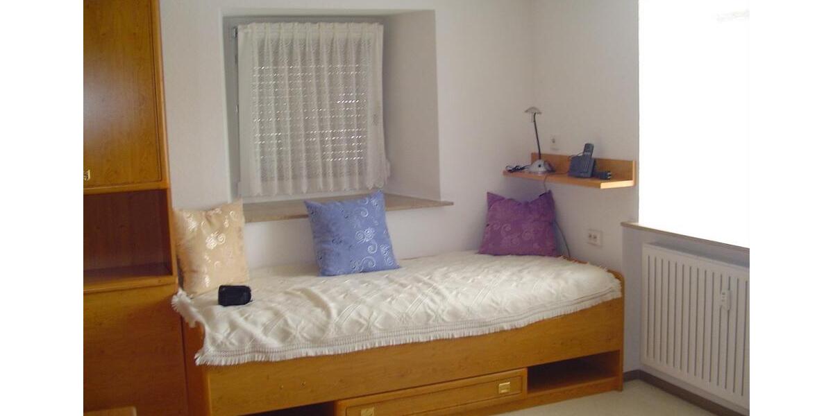 Etagenwohnung Villingen-Schwenningen Schwenningen - 2 Zimmer, 42 m&sup2;, 600&euro; | Angebot:26614153