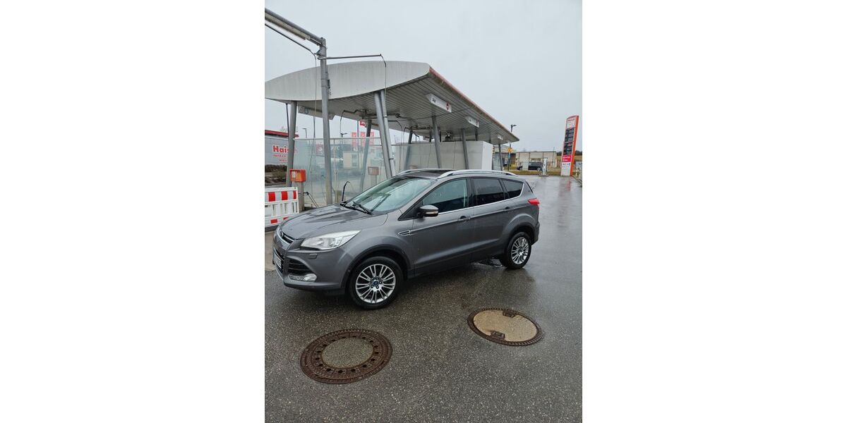 Ford Kuga 223.500 km 6.999 &euro; Villingen-Schwenningen 78052