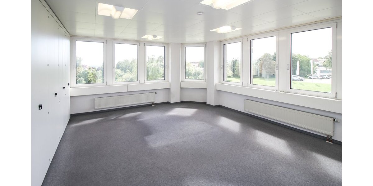 Attraktive Gewerbeimmobilie mit großer Produktionshalle & Büroflächen - Teilflächen möglich! - Gewerbeobjekt Zimmern | Angebot:22442116