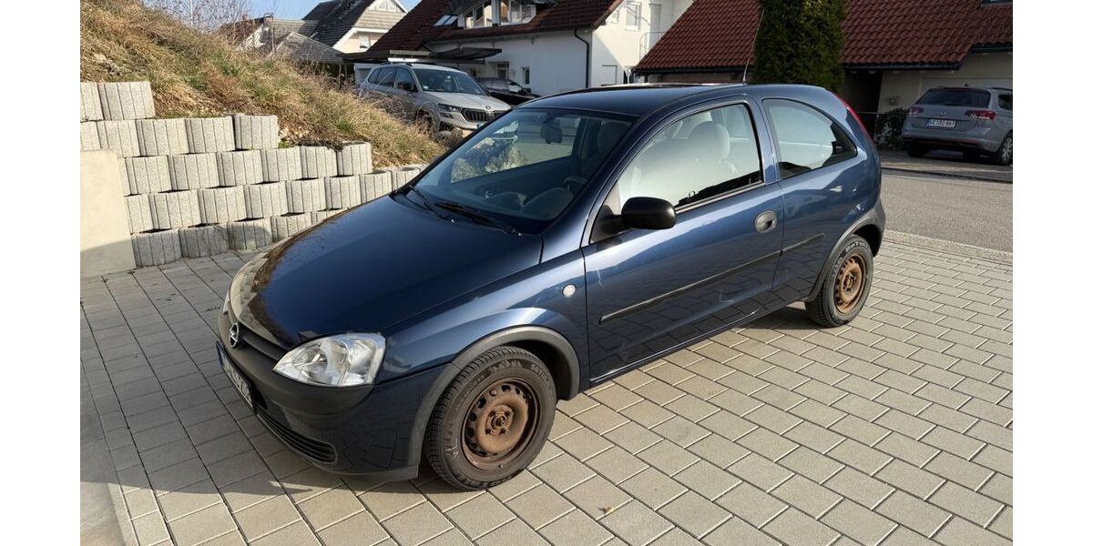 Opel Corsa 66.000 km 2.600 &euro; Brigachtal 78086