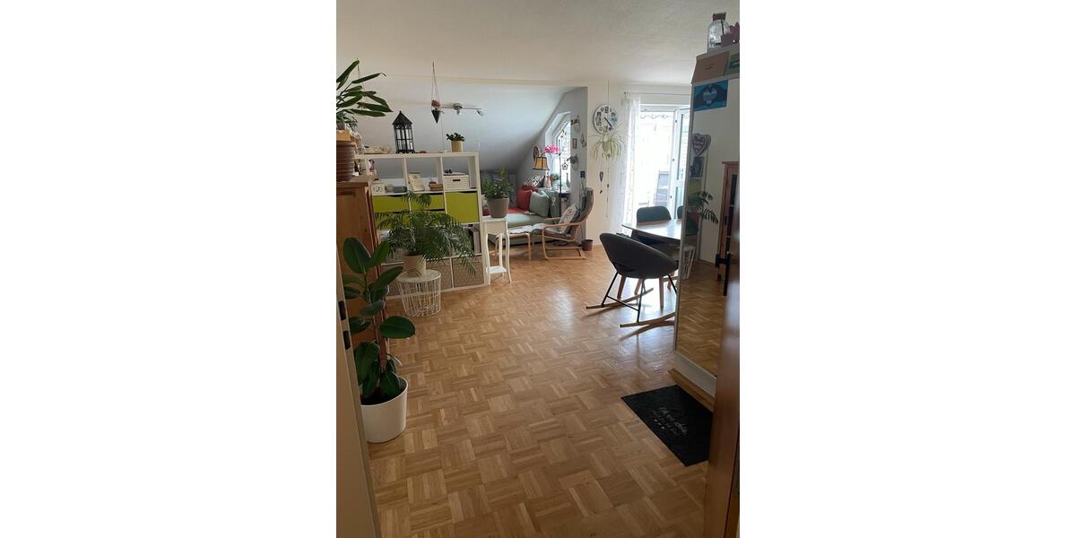 Dachgeschoßwohnung Blumberg - 2 Zimmer, 72 m&sup2;, 165.000&euro; | Angebot:26658319