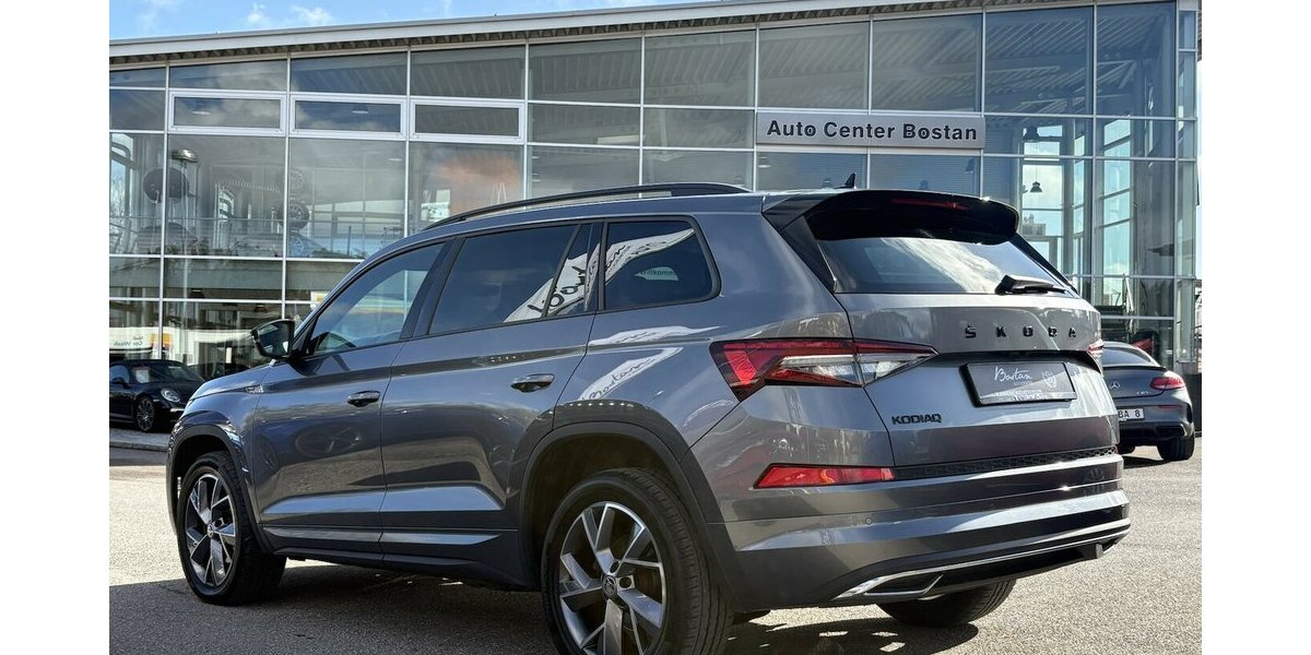 Skoda Kodiaq 1.5 TSI Sportline PANO/KAMERA/ACC/7.SITZ 109.668 km 28.900 &euro; Villingen-Schwenningen 78054