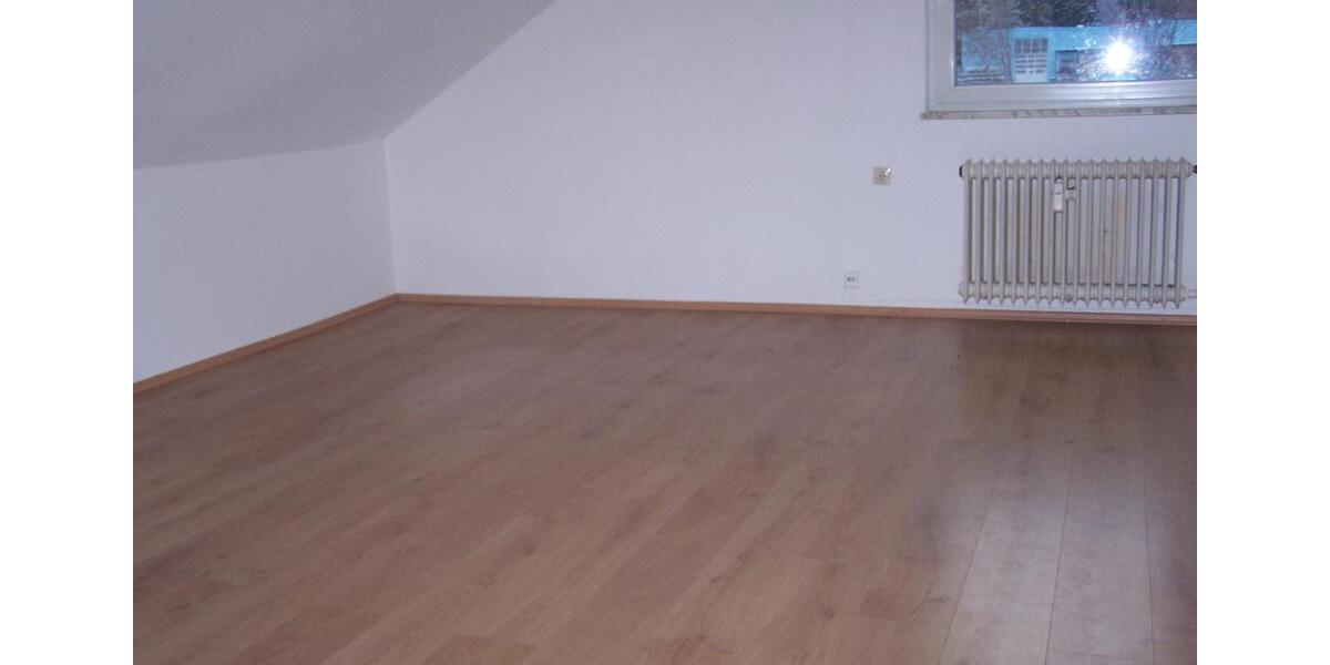 Dachgeschoßwohnung Mönchweiler - 2 Zimmer, 65 m&sup2;, 435&euro; | Angebot:25405923