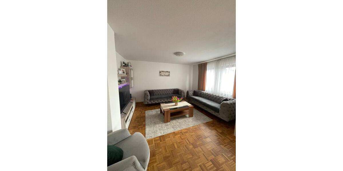 Etagenwohnung Trossingen - 2 Zimmer, 52 m&sup2;, 590&euro; | Angebot:25102763