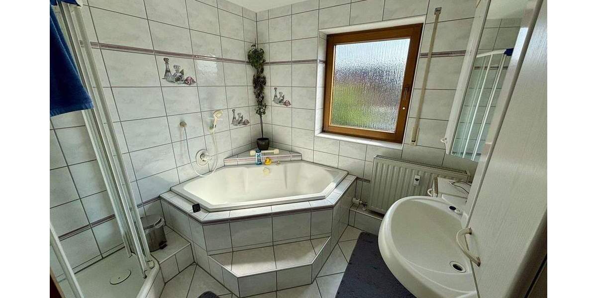 Etagenwohnung Villingen-Schwenningen Villingen - 3 Zimmer, 91 m&sup2;, 259.000&euro; | Angebot:25780281