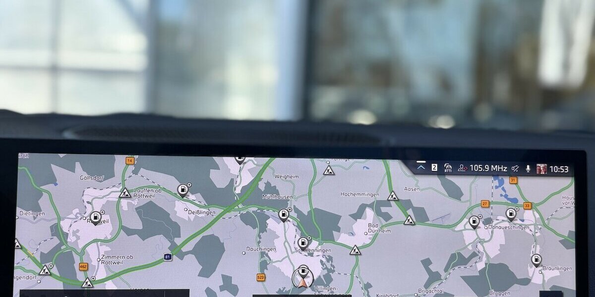 BMW 420i Cabrio 360°/MEMORY/LENKHZ/DAB/NAVI/1.HAND 3.721 km 49.900 &euro; Villingen-Schwenningen 78054