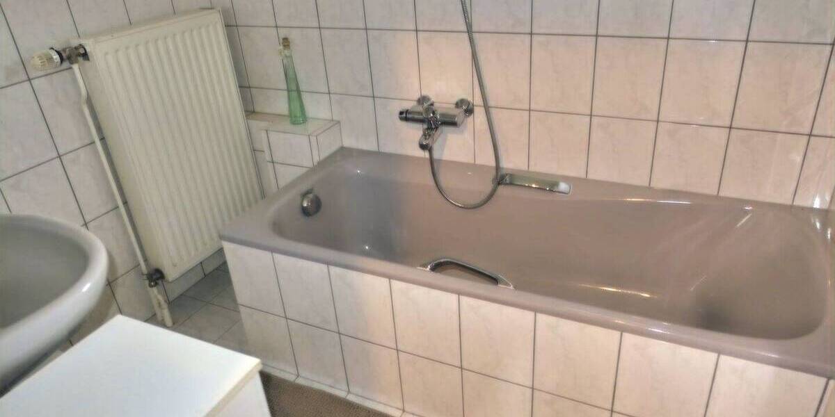 Mehrfamilienhaus, Wohnhaus Tuningen - 6 Zimmer, 132 m&sup2;, 310.000&euro; | Angebot:25676915