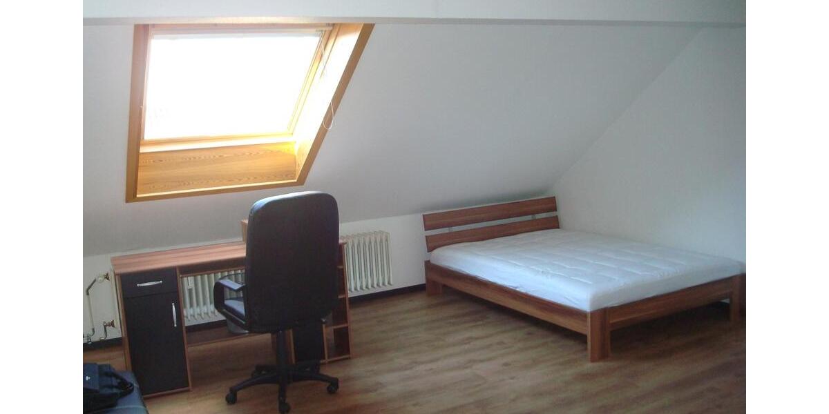 Etagenwohnung Villingen-Schwenningen Schwenningen - 1 Zimmer, 20 m&sup2;, 330&euro; | Angebot:25646110