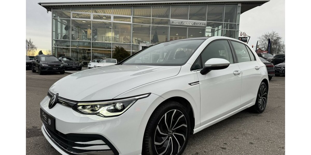 VW Golf 1 ST EDITION VIII LIM. STYLE/MASSAGE/MEMORY 128.913 km 16.800 &euro; Villingen-Schwenningen 78054