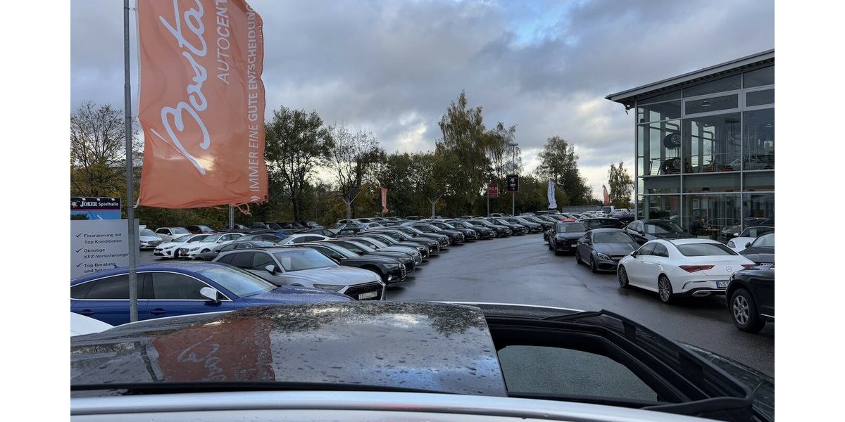 Mercedes-Benz GLC 43 AMG PANORAMA/KAMERA/NAVI/LUFTFED./1.HAND 46.662 km 49.900 &euro; Villingen-Schwenningen 78054