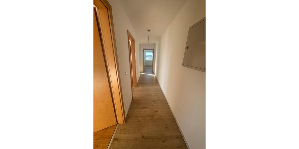 Etagenwohnung Villingen-Schwenningen Schwenningen - 5 Zimmer, 112 m&sup2;, 1.470&euro; | Angebot:26606545