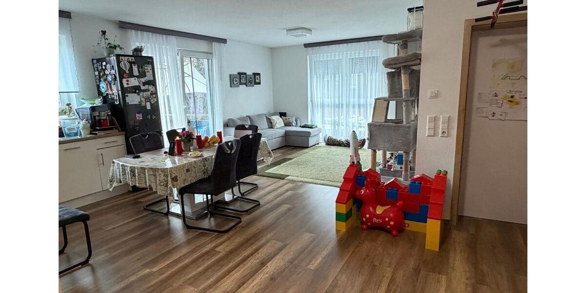 Etagenwohnung Trossingen - 4 Zimmer, 108 m&sup2;, 295.600&euro; | Angebot:27203540