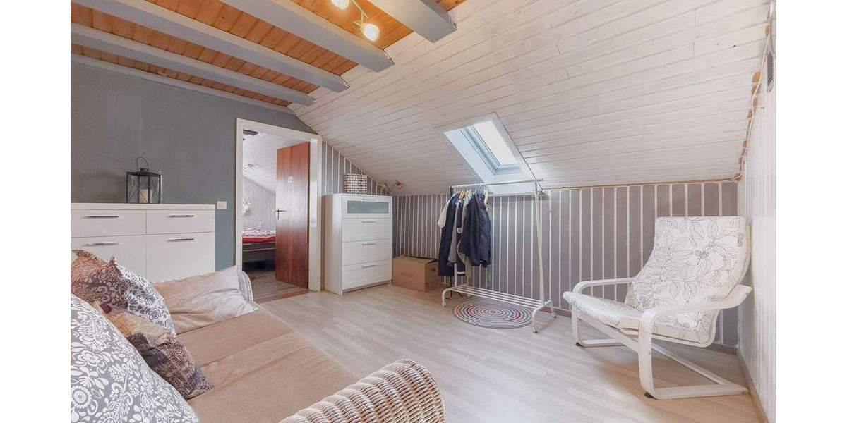 Einfamilienhaus Tennenbronn / Tennenbronn Tennenbronn - 8 Zimmer, 184 m&sup2;, 298.000&euro; | Angebot:25691611