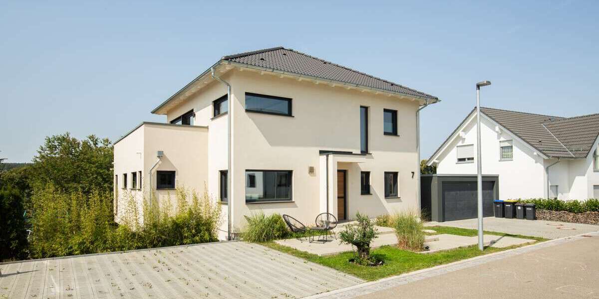 Einfamilienhaus Friedenweiler / Rötenbach Rötenbach - 7 Zimmer, 194 m&sup2;, 825.000&euro; | Angebot:24252361