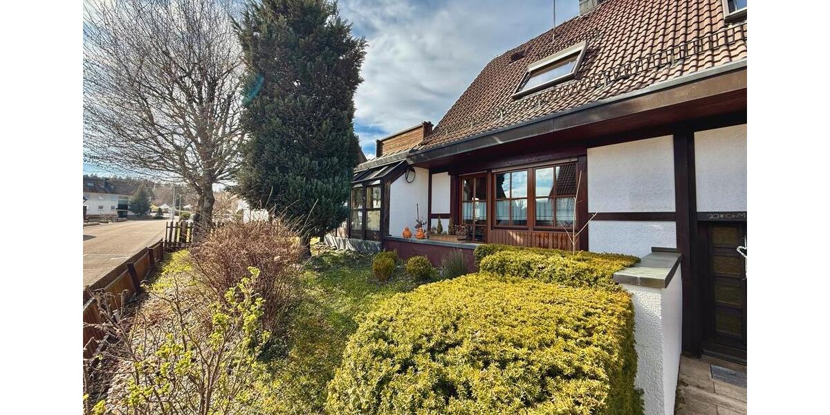Einfamilienhaus Mönchweiler - 7 Zimmer, 180 m&sup2;, 625.000&euro; | Angebot:26052879