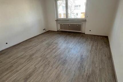 Wohnung Villingen-Schwenningen Schwenningen - 1 Zimmer, 25 m&sup2;, 500&euro; | Angebot:26640131