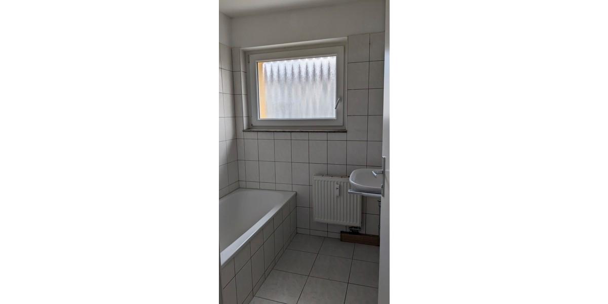Etagenwohnung Blumberg - 3 Zimmer, 75 m&sup2;, 676&euro; | Angebot:25978045