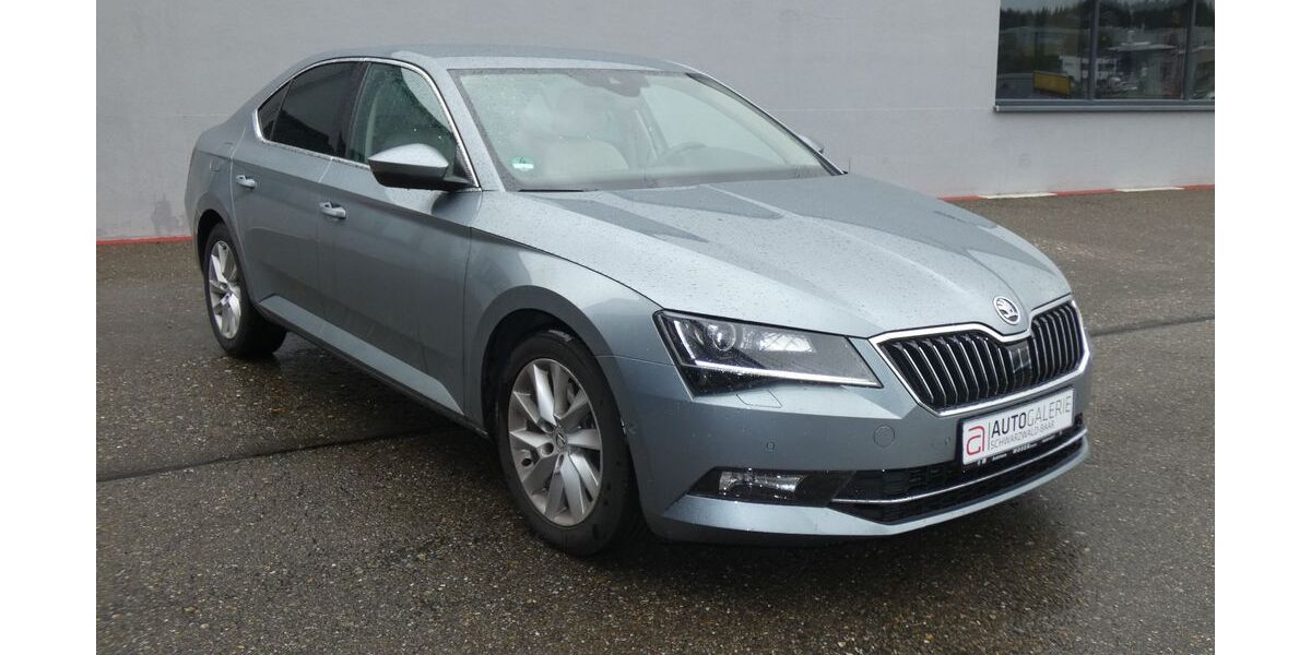 Skoda Superb 90.200 km 16.800 &euro; Villingen Schwenningen 78052