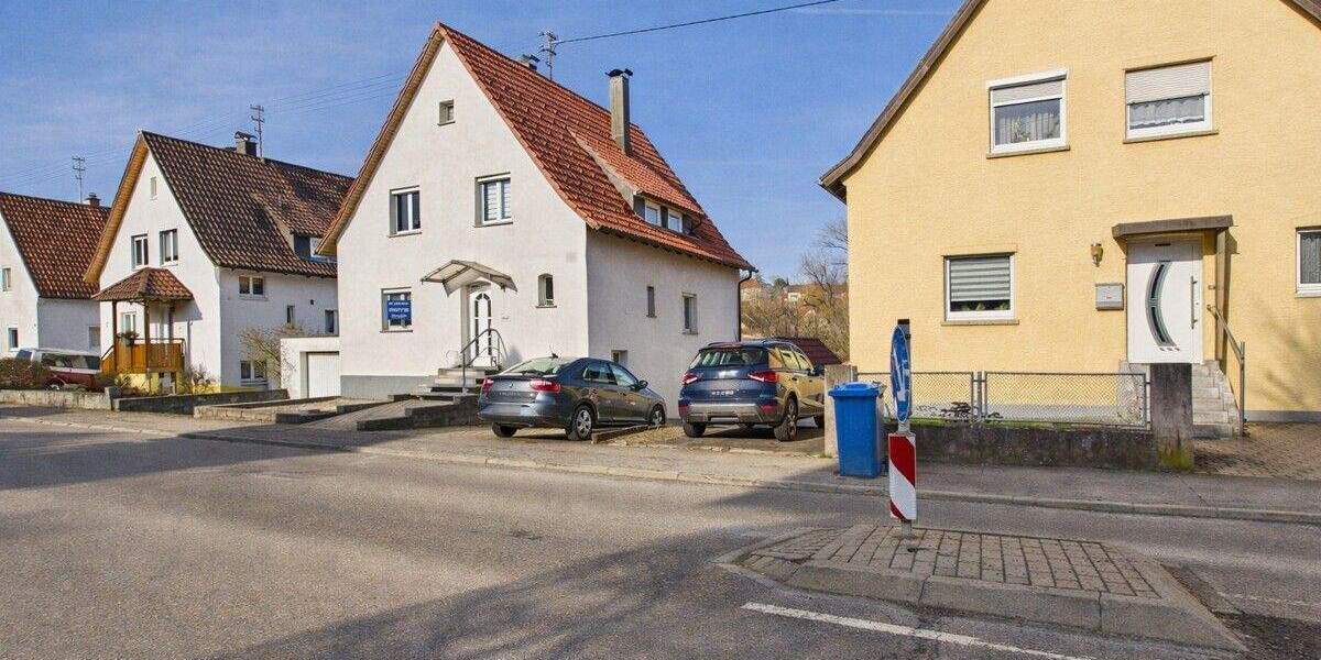 Einfamilienhaus Rottweil - 4 Zimmer, 140 m&sup2;, 425.000&euro; | Angebot:25683372