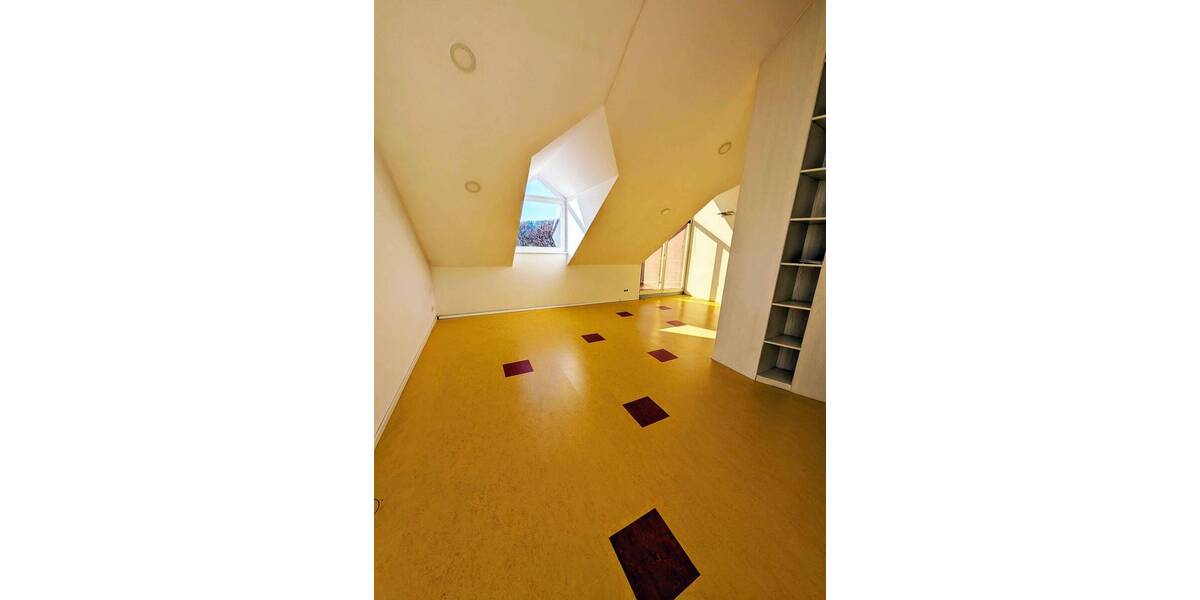 Einfamilienhaus Tuttlingen - 8 Zimmer, 299 m&sup2;, 550.000&euro; | Angebot:25708565