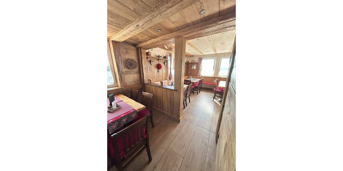 Einfamilienhaus Schenkenzell - 7 Zimmer, 260 m&sup2;, 1.300.000&euro; | Angebot:25682659