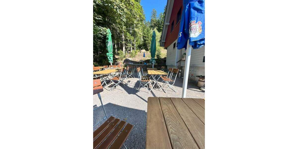 Einfamilienhaus Schenkenzell - 7 Zimmer, 260 m&sup2;, 1.300.000&euro; | Angebot:25682659