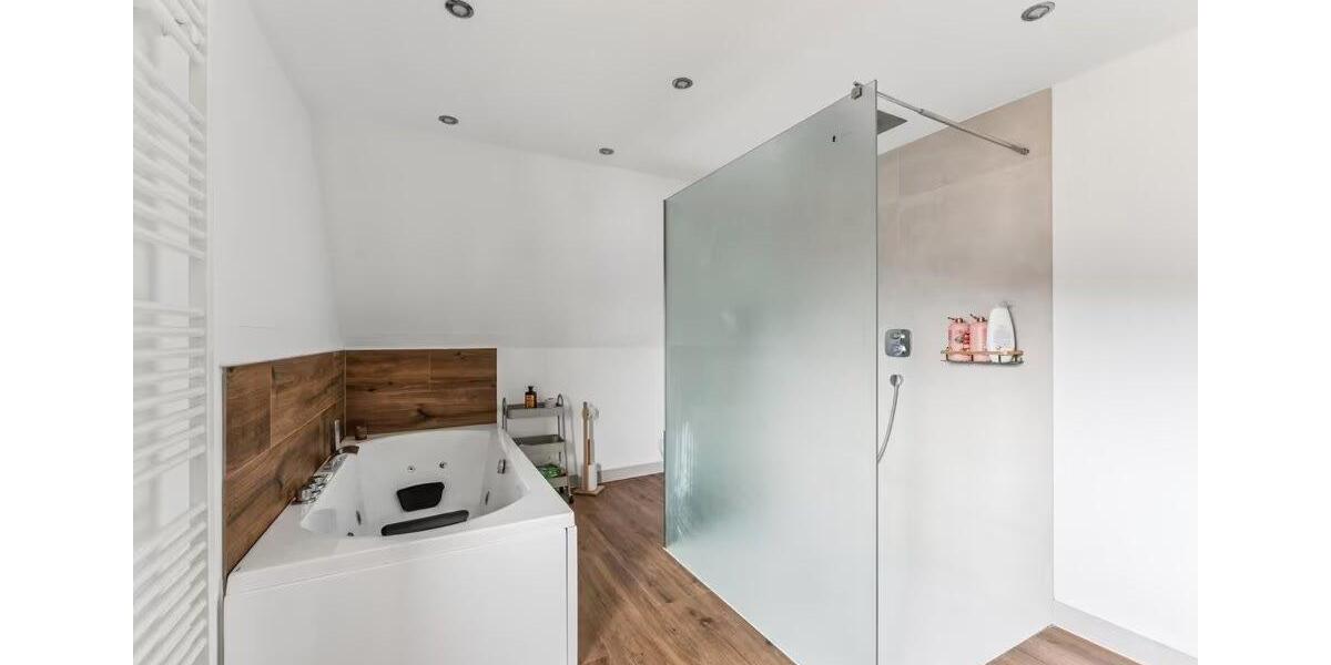 Einfamilienhaus Villingen-Schwenningen Schwenningen - 430.000&euro; | Angebot:26123926