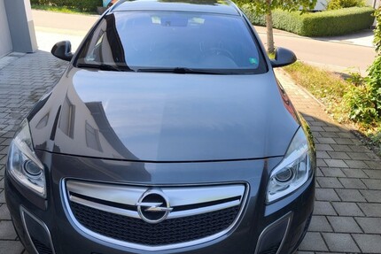 Opel Insignia OPC 186.000 km 7.990 &euro; Niedereschach 78078