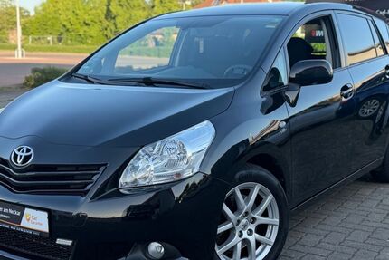 Toyota Verso 99.000 km 11.980 &euro; Bad Dürrheim 78073